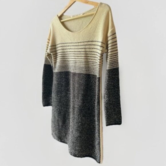 Athleta Fireside Black Ivory Merino Wool Textured Sweater Dress Women's Size Med - Picture 4 of 10